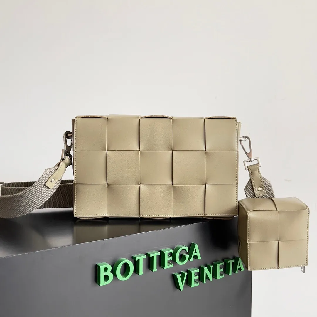 All categories 💚 Authentic bags 💚 BV 2025 new BV crossbody bag